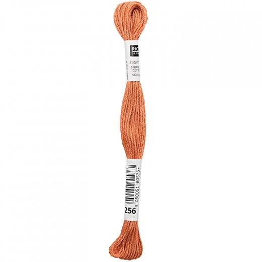 Rico Design Sticktwist - Farbe 256 granatrot