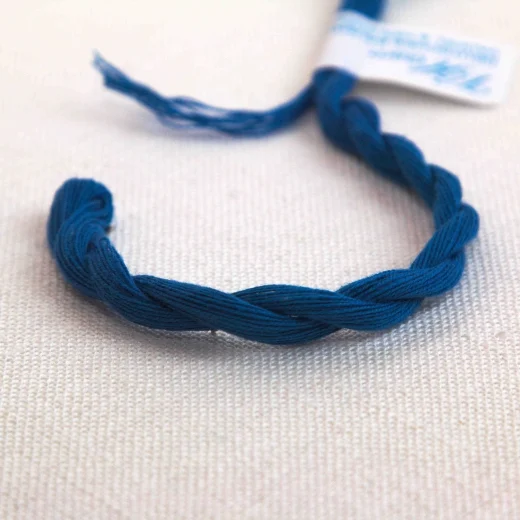 Stickgarn Vaupel & Heilenbeck - 2081 mittelblau matt