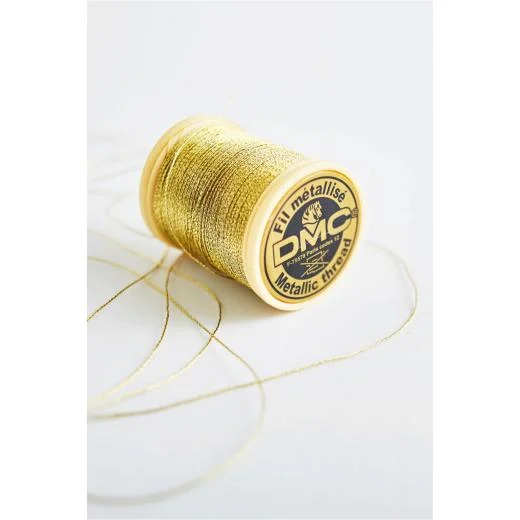 DMC Metallic - hellgold (Rolle 282A Or Clair light gold)