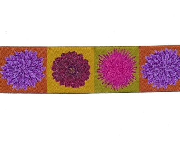 15-cm-Rapport Webband DAHLIEN, Blumen-Vierecke, 50 mm breit, lila-pink