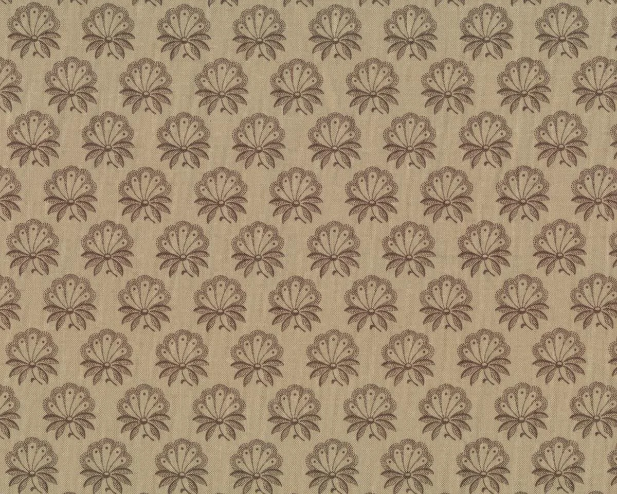 50 cm Reststück Patchworkstoff LE MARAIS, Fächer-Blumen, natur-schlammbraun, Moda Fabrics