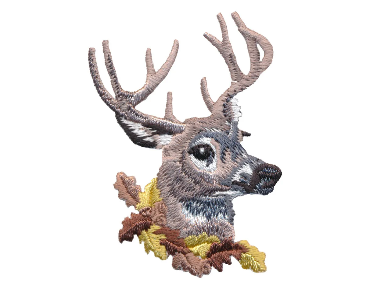 Applikation LOVELY DEER, Hirsch mit Blätterkranz, hellbraun-grau