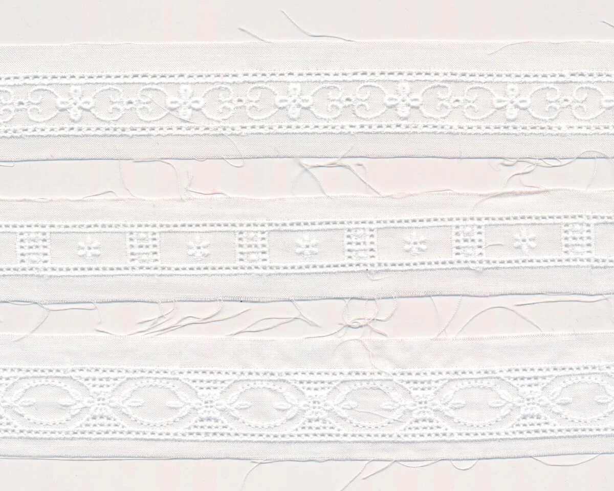 Baumwollspitze PIZZO SANGALLO mit Lochstickerei, 30 mm breit, weiß