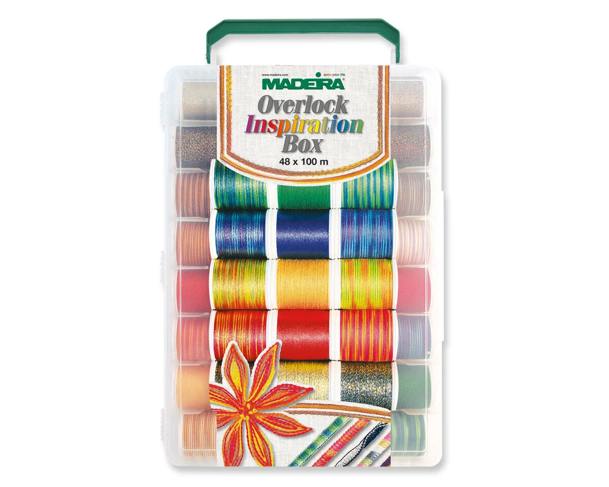 Box mit dekorativen Overlockgarnen COTONA 4, DECORA 6, GLAMOUR 8, Madeira
