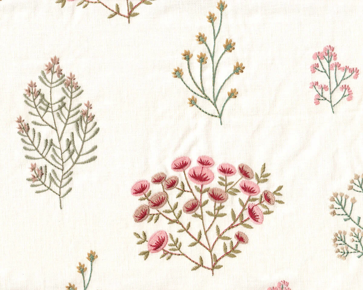 Dekostoff mit Stickerei BOTANIST, Blütengräser, rosa, Clarke & Clarke