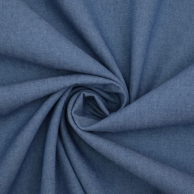 Leichter Hemdenjeans, mittelblau