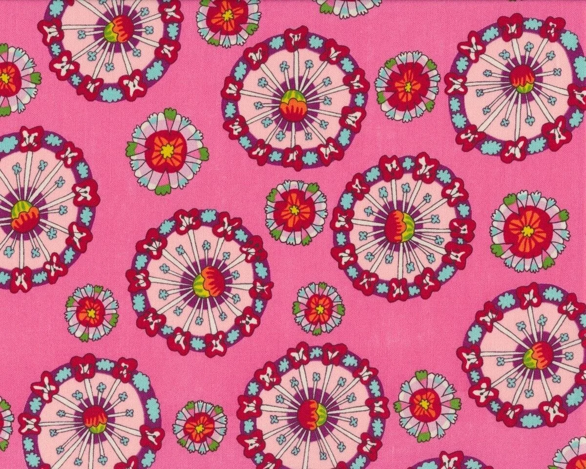 Patchworkstoff FAIRY WISH, Blüten-Mandalas, kräftiges rosa-rot