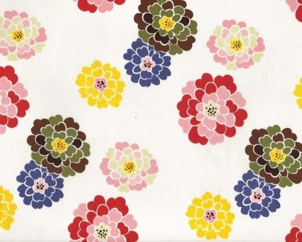 Patchworkstoff "Griffith Mum" mit runden Blüten, rot-gelb-blau