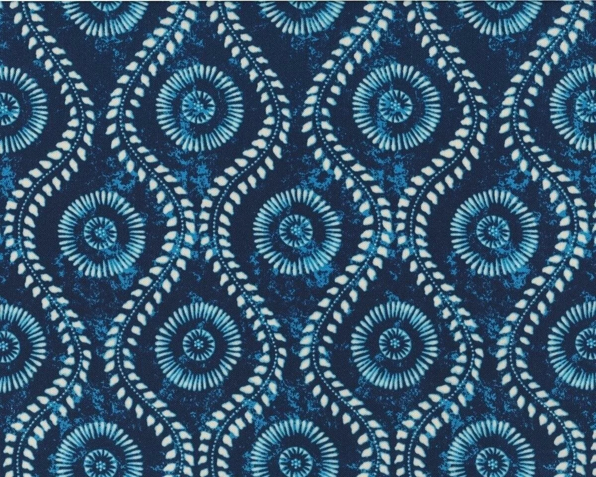 Patchworkstoff INDI IKAT, Algenranken, nachtblau-cremé