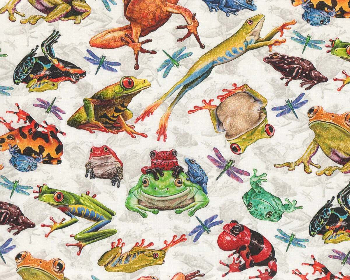 Patchworkstoff JEWELS OF THE JUNGLE, Frösche & Libellen, hellgrau, Studio E