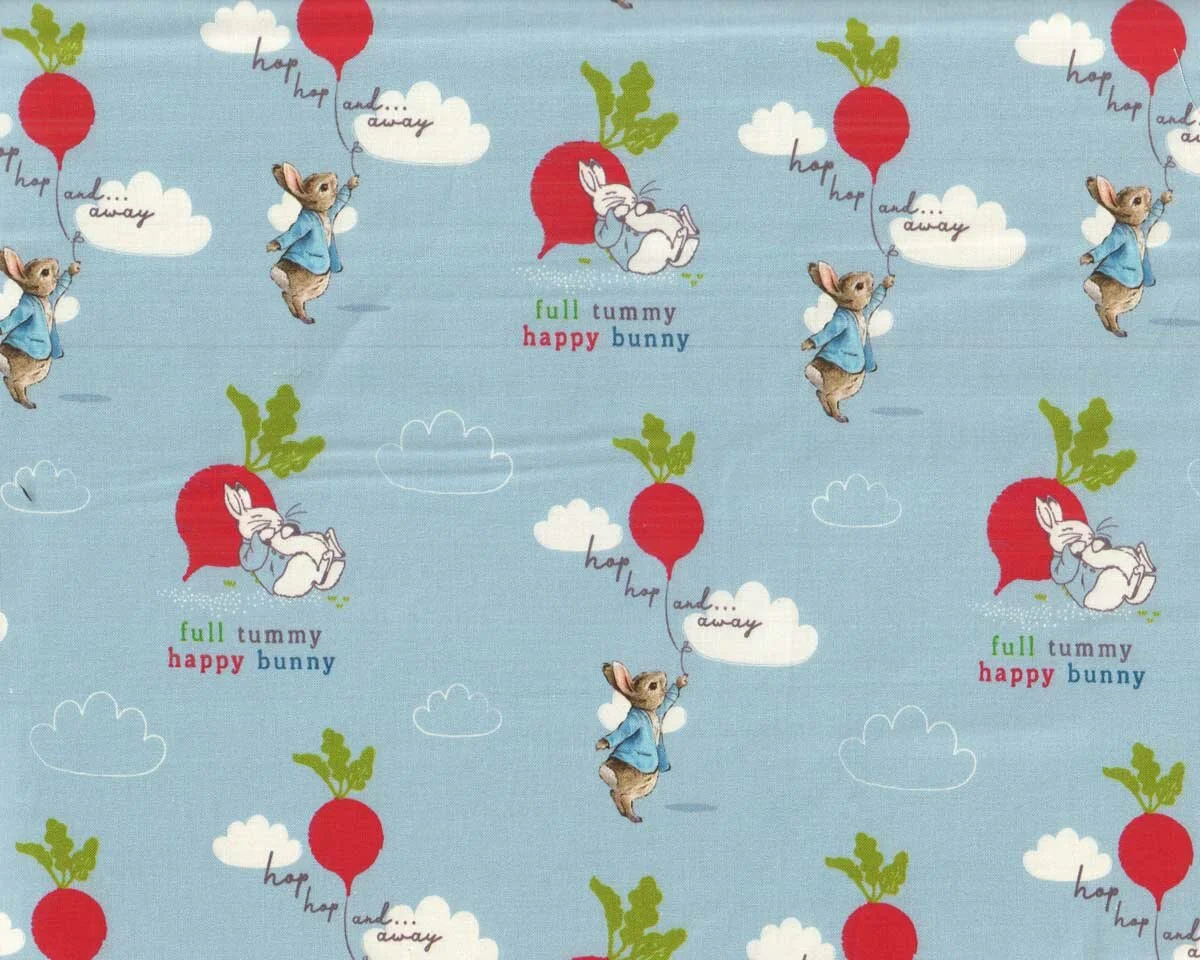 Patchworkstoff PETER RABBIT, Hase mit Rüben-Ballon, hellblau, Beatrix Potter
