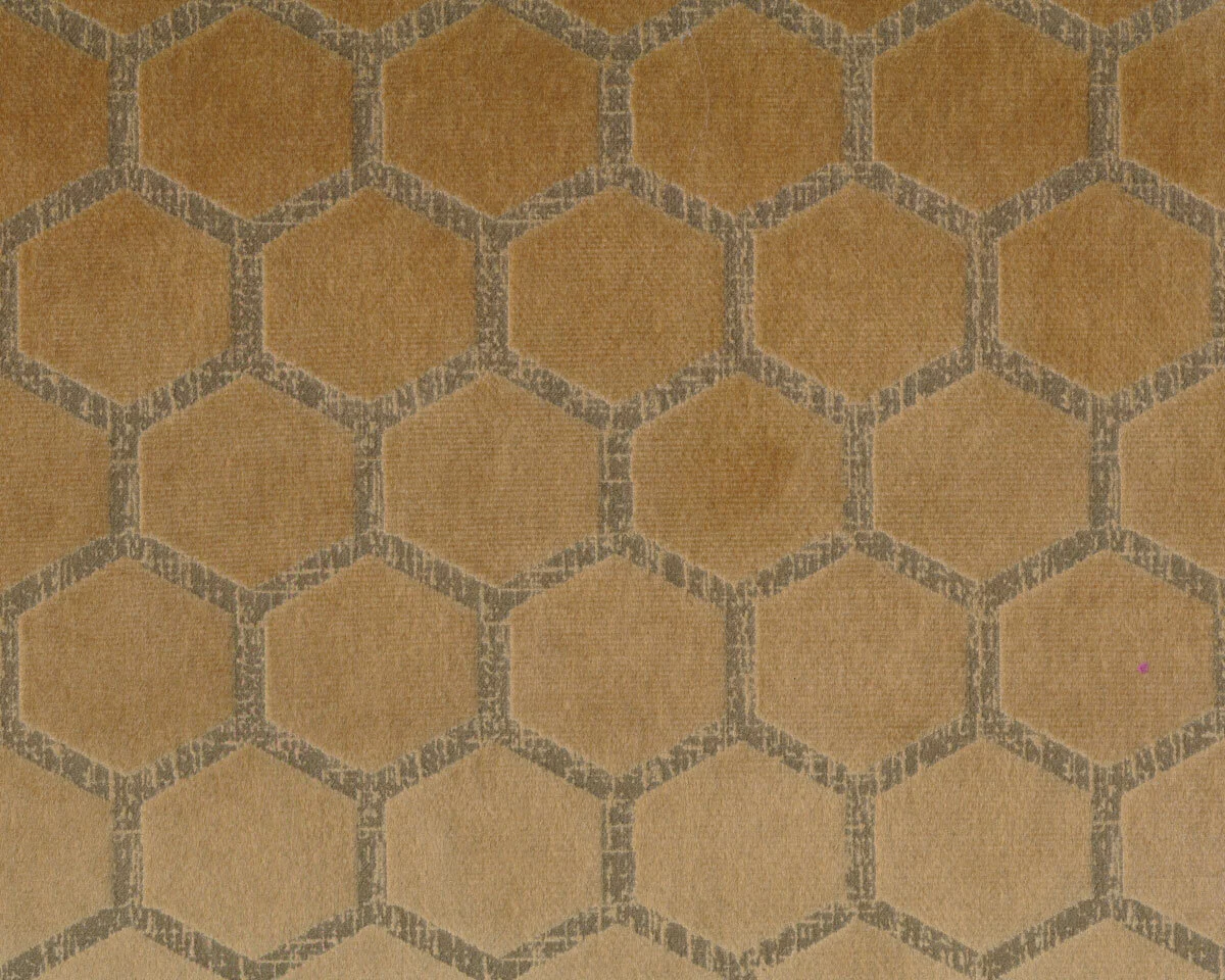 Samt-Polsterstoff LUSTRO HEXA, Sechsecke, goldbraun, Sanderson
