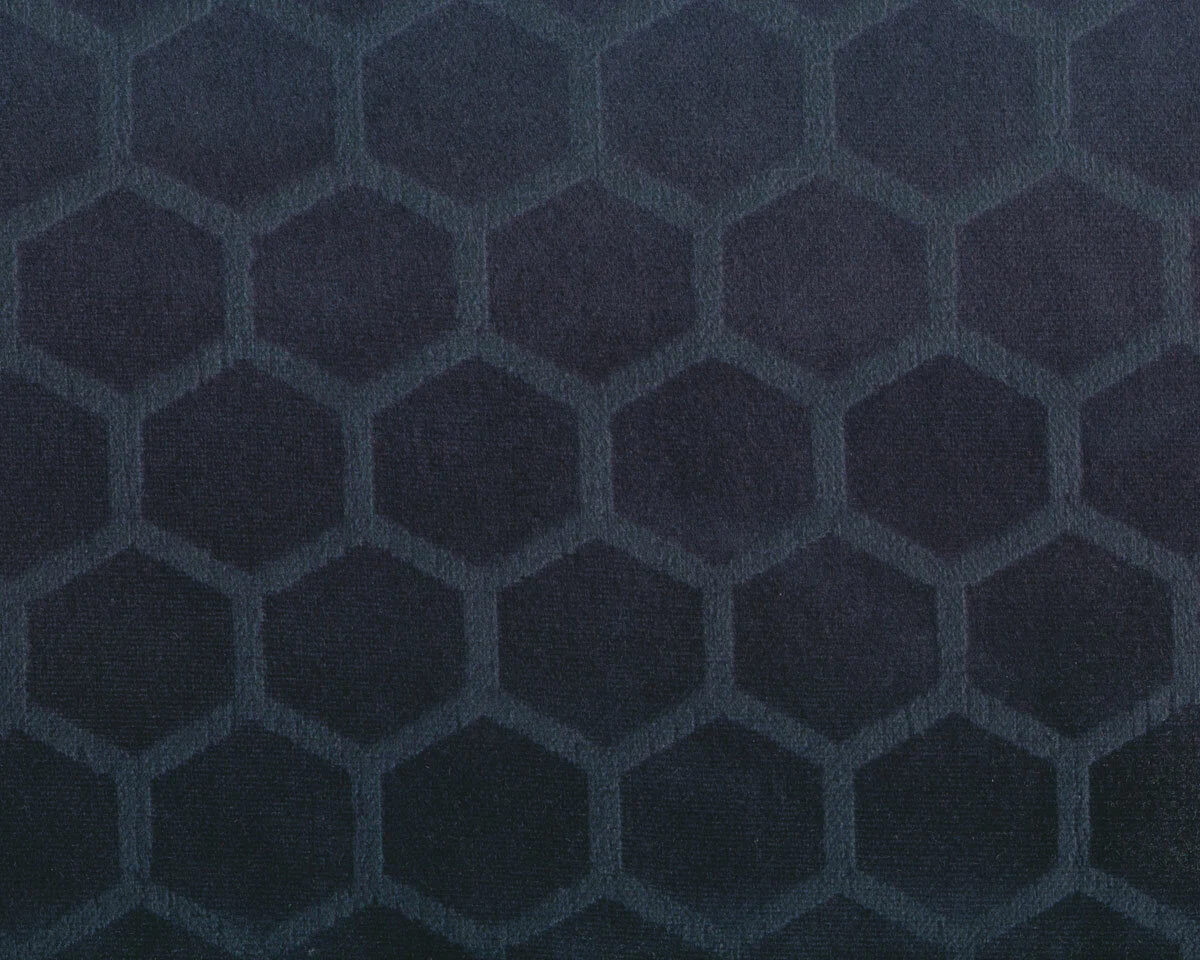 Samt-Polsterstoff LUSTRO HEXA, Sechsecke, nachtblau, Sanderson