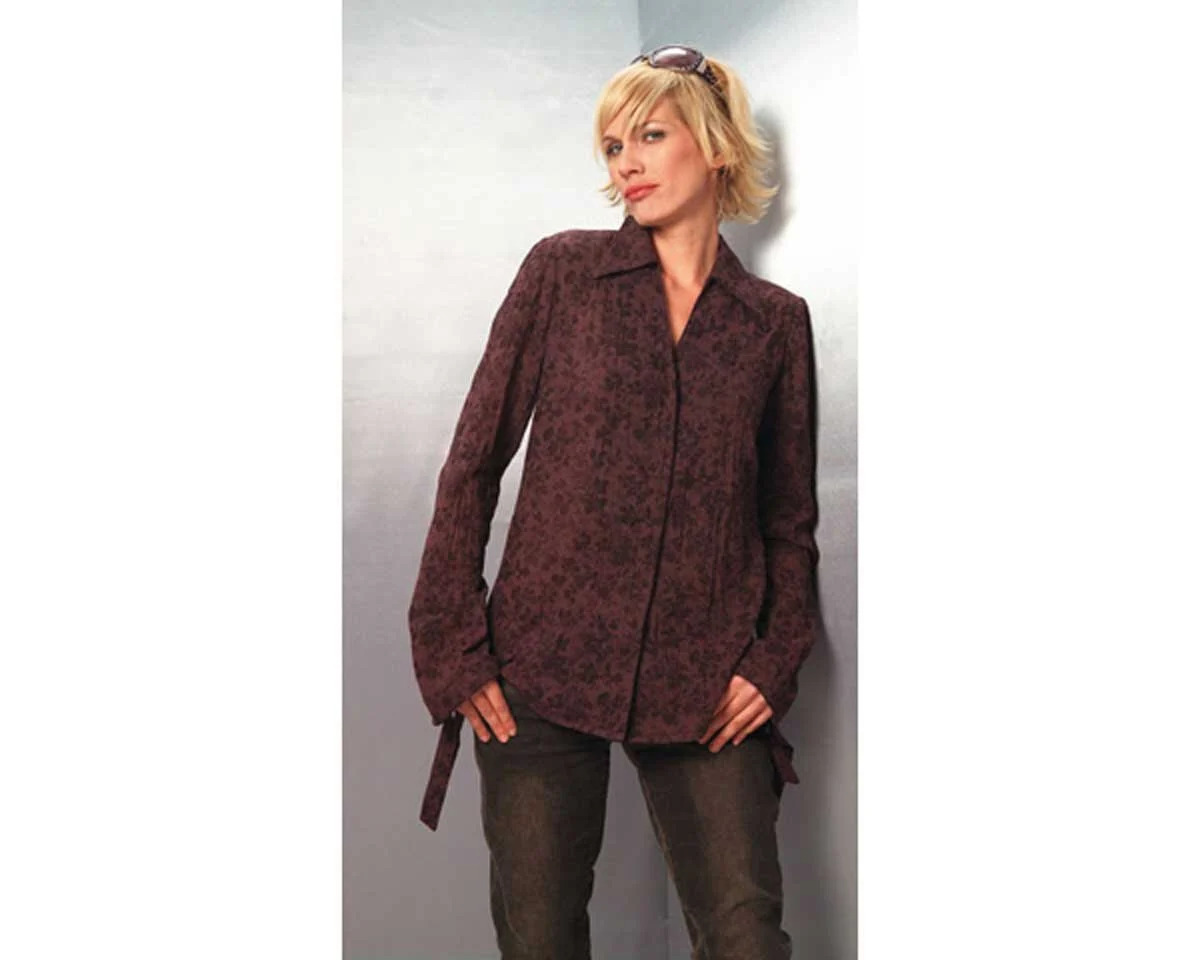 Schnittmuster BLUSE MIT ANGESCHNITTENEM KRAGEN, pattern company