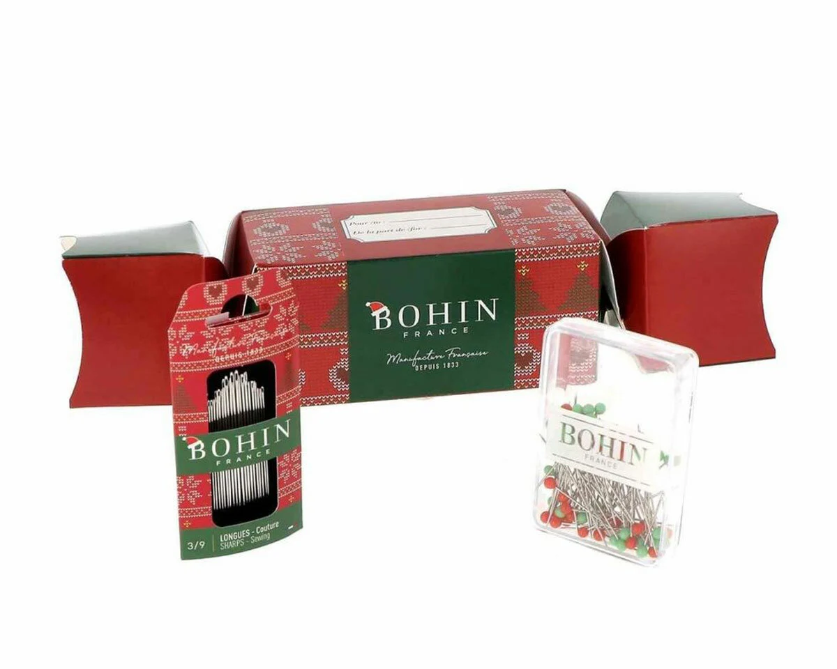 Set CRACKER DE NOEL mit Glaskopfstecknadeln & Nähnadeln, Bohin